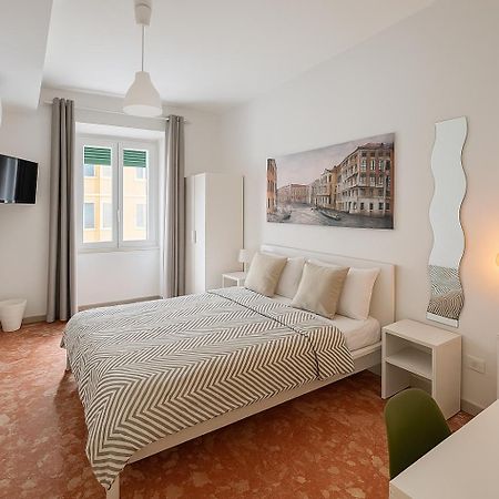 Colosseo Rooms B&B Rzym Zewnętrze zdjęcie