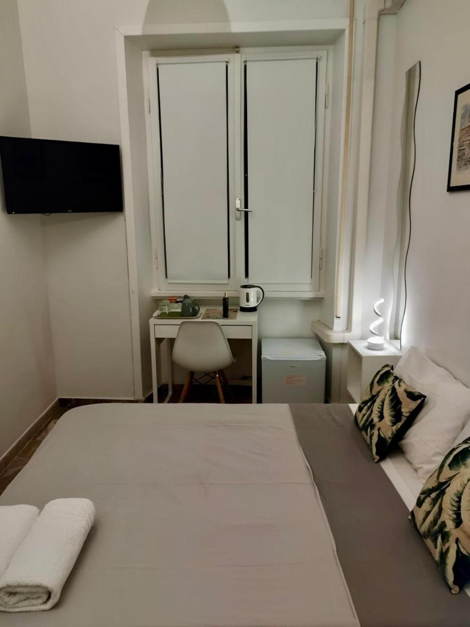 Colosseo Rooms B&B Rzym Zewnętrze zdjęcie